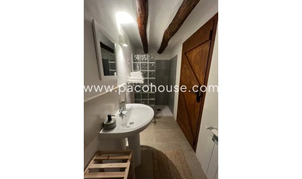 Resale - Cortijo -
Velez-Rubio