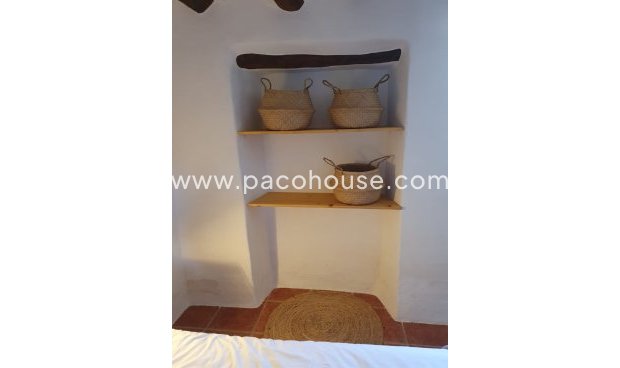 Resale - Cortijo -
Velez-Rubio