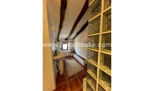 Resale - Cortijo -
Velez-Rubio