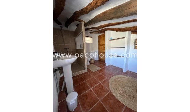 Resale - Cortijo -
Velez-Rubio