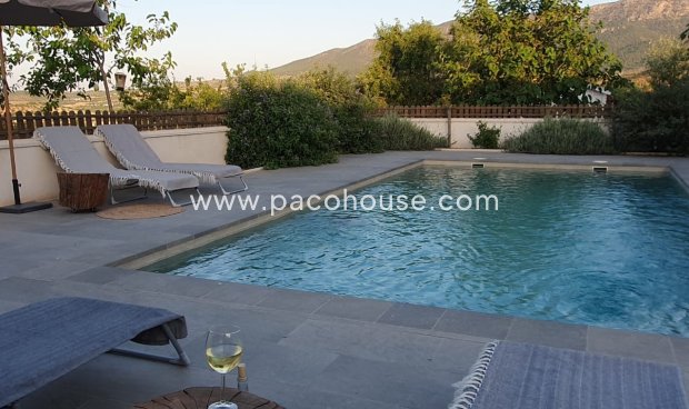 Resale - Cortijo -
Velez-Rubio