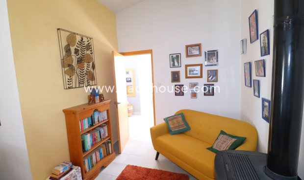 Resale - Country House -
Velez-Blanco