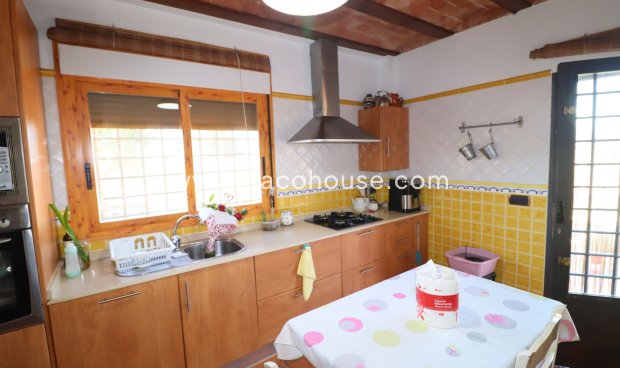 Resale - Villa -
Lorca