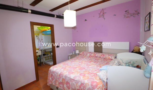 Resale - Villa -
Lorca