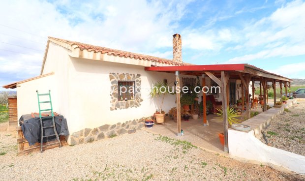 Resale - Country House -
Lorca