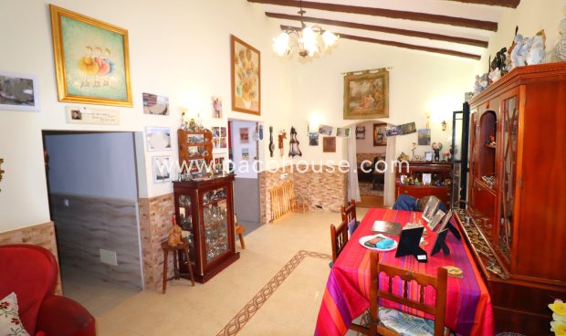 Resale - Country House -
Lorca