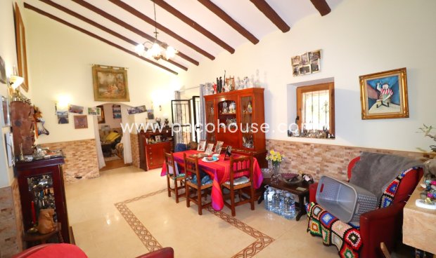 Resale - Country House -
Lorca