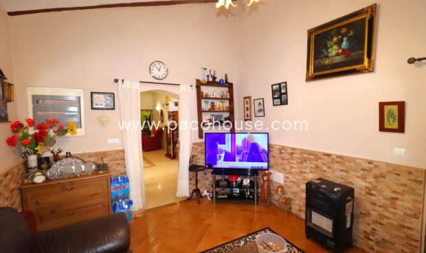 Resale - Country House -
Lorca