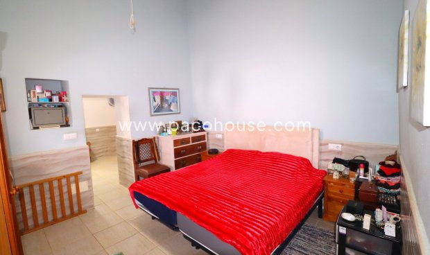 Resale - Country House -
Lorca