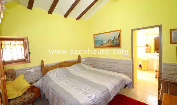 Resale - Country House -
Lorca