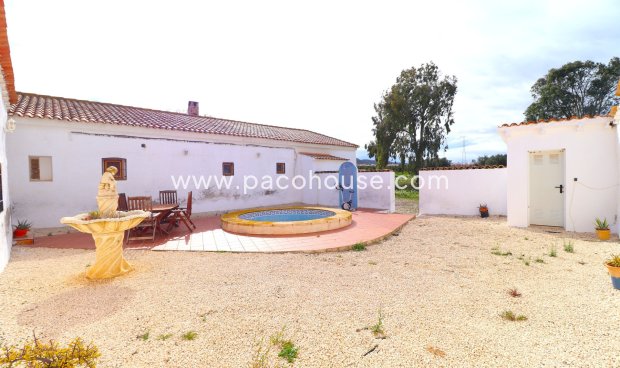 Resale - Country House -
Lorca