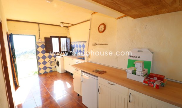 Resale - Cortijo -
Velez-Rubio