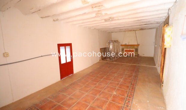 Resale - Cortijo -
Velez-Rubio