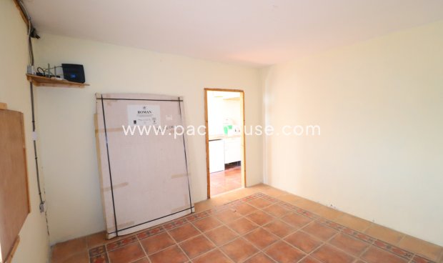 Resale - Cortijo -
Velez-Rubio