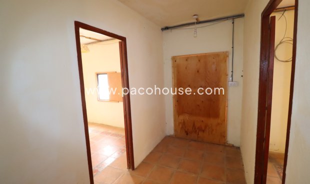 Resale - Cortijo -
Velez-Rubio