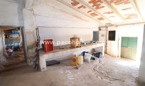 Resale - Cortijo -
Velez-Rubio