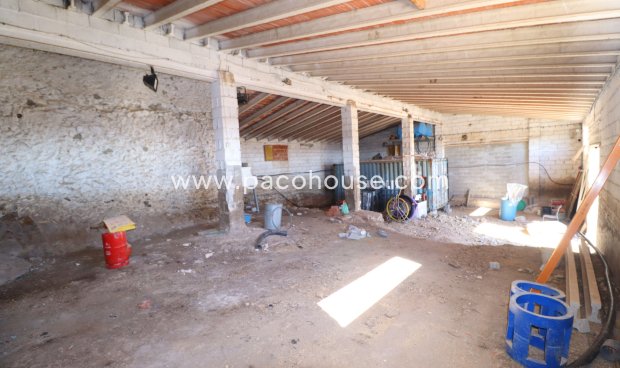 Resale - Cortijo -
Velez-Rubio