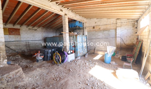 Resale - Cortijo -
Velez-Rubio