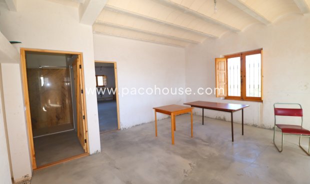 Resale - Cortijo -
Velez-Rubio