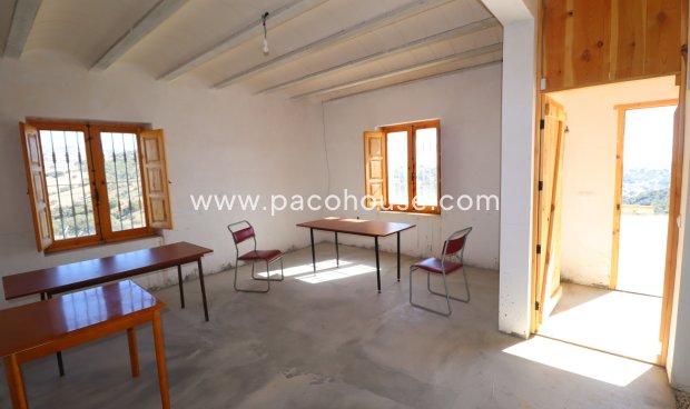 Resale - Cortijo -
Velez-Rubio