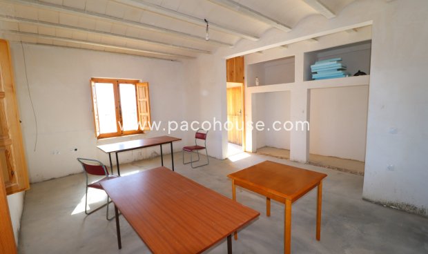 Resale - Cortijo -
Velez-Rubio