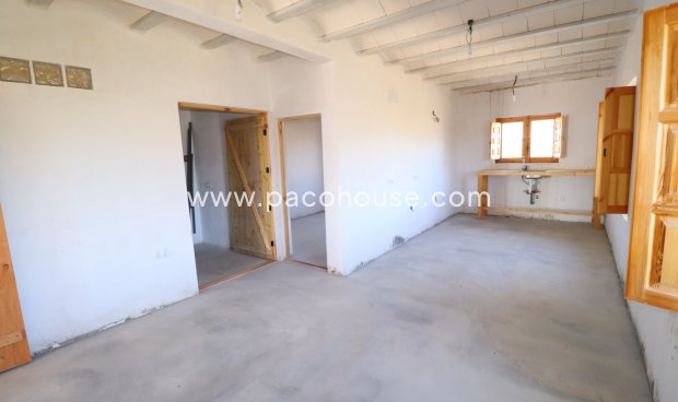 Resale - Cortijo -
Velez-Rubio