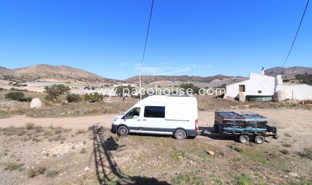 Resale - Cortijo -
Velez-Rubio
