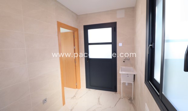 New Build - Villa -
Purias