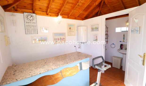 Resale - Villa -
Purias