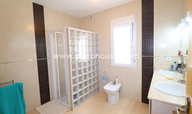 Resale - Town House -
Lorca