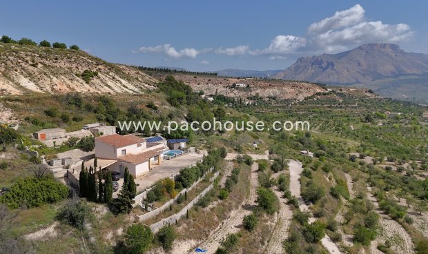 Resale - Country House -
Velez-Blanco