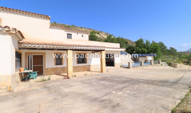 Resale - Country House -
Velez-Blanco