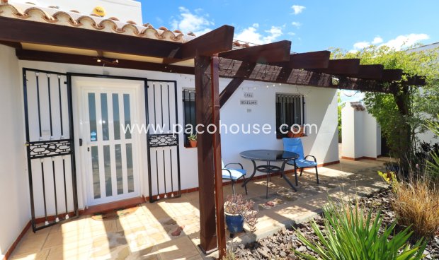 Resale - Villa -
Zarzalico