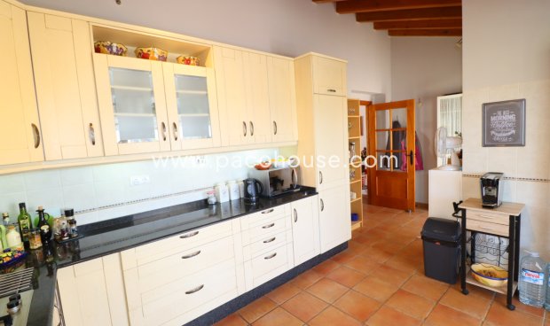 Resale - Villa -
Zarzalico