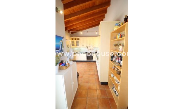 Resale - Villa -
Zarzalico
