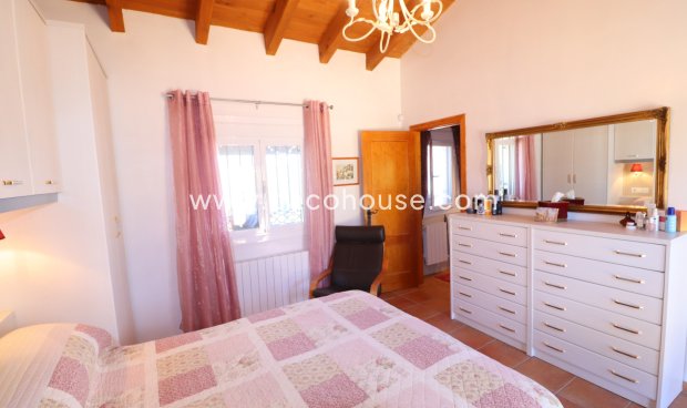 Resale - Villa -
Zarzalico