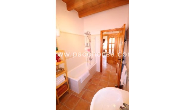 Resale - Villa -
Zarzalico