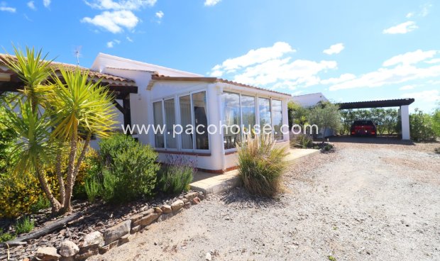 Resale - Villa -
Zarzalico