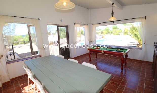 Resale - Villa -
Zarzalico