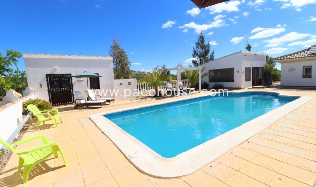 Resale - Villa -
Zarzalico