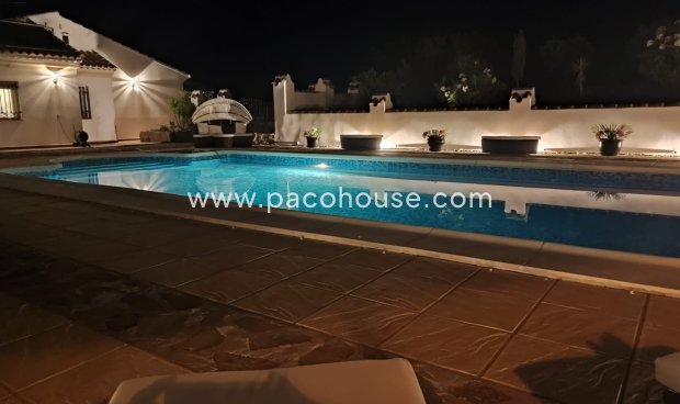 Resale - Villa -
Zarzalico