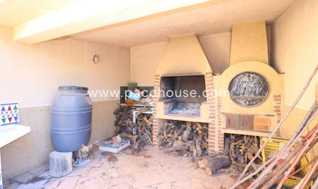Resale - Country House -
Velez-Rubio