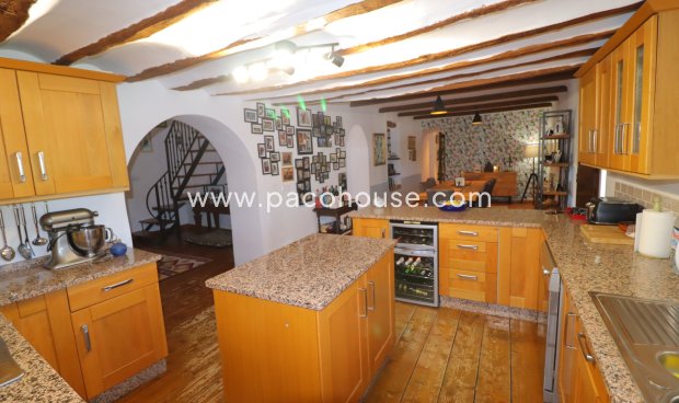 Resale - Cortijo -
Velez-Blanco