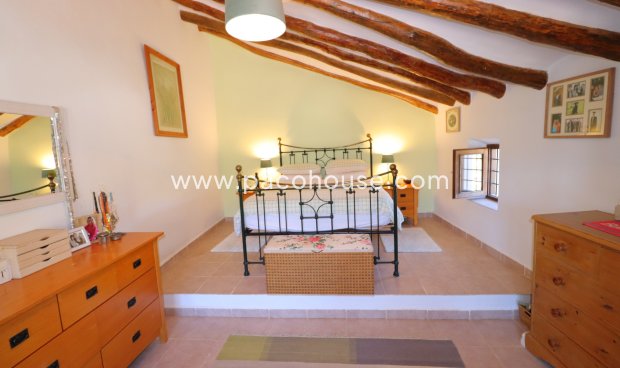 Resale - Cortijo -
Velez-Blanco