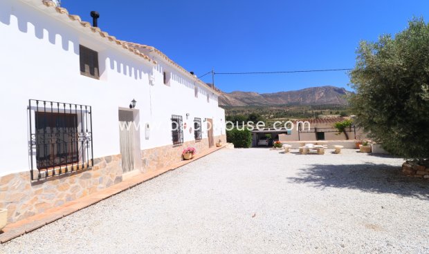 Resale - Cortijo -
Velez-Blanco
