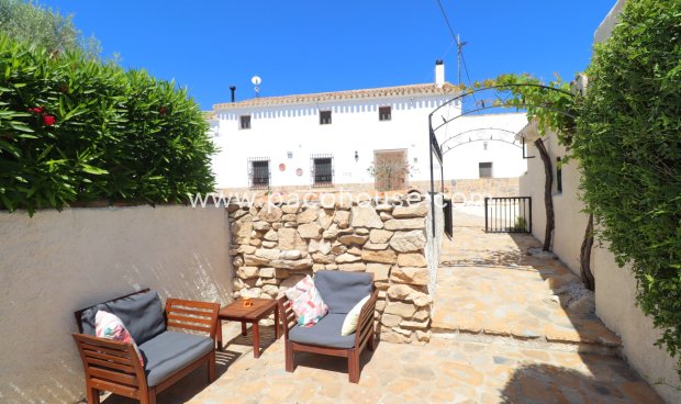 Resale - Cortijo -
Velez-Blanco
