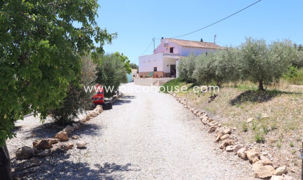 Resale - Cortijo -
Velez-Blanco