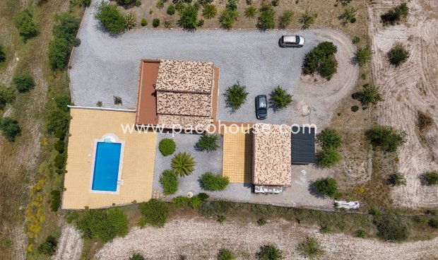 Resale - Country House -
Velez-Blanco