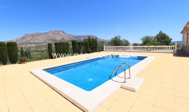 Resale - Country House -
Velez-Blanco