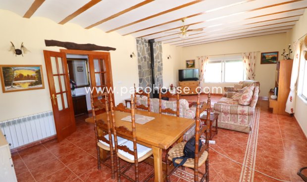Resale - Country House -
Velez-Blanco